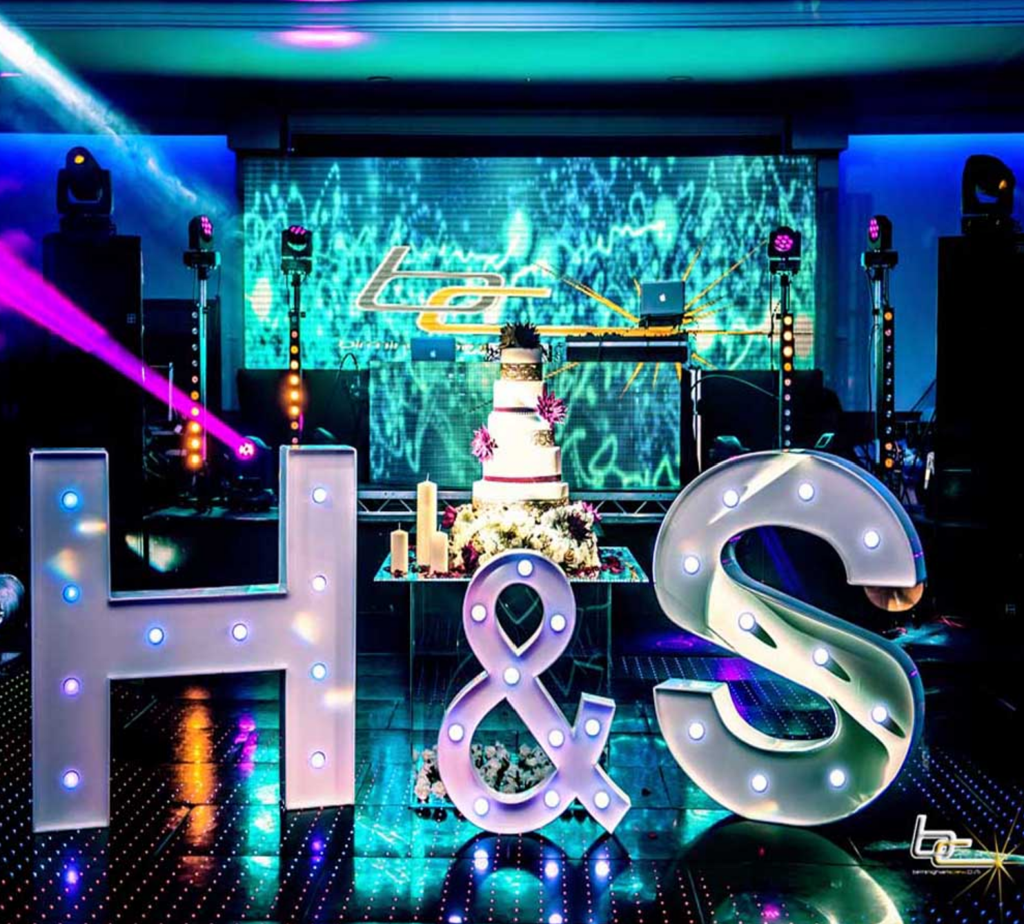 Birmingham Crew DJs & Events wedding supplier image