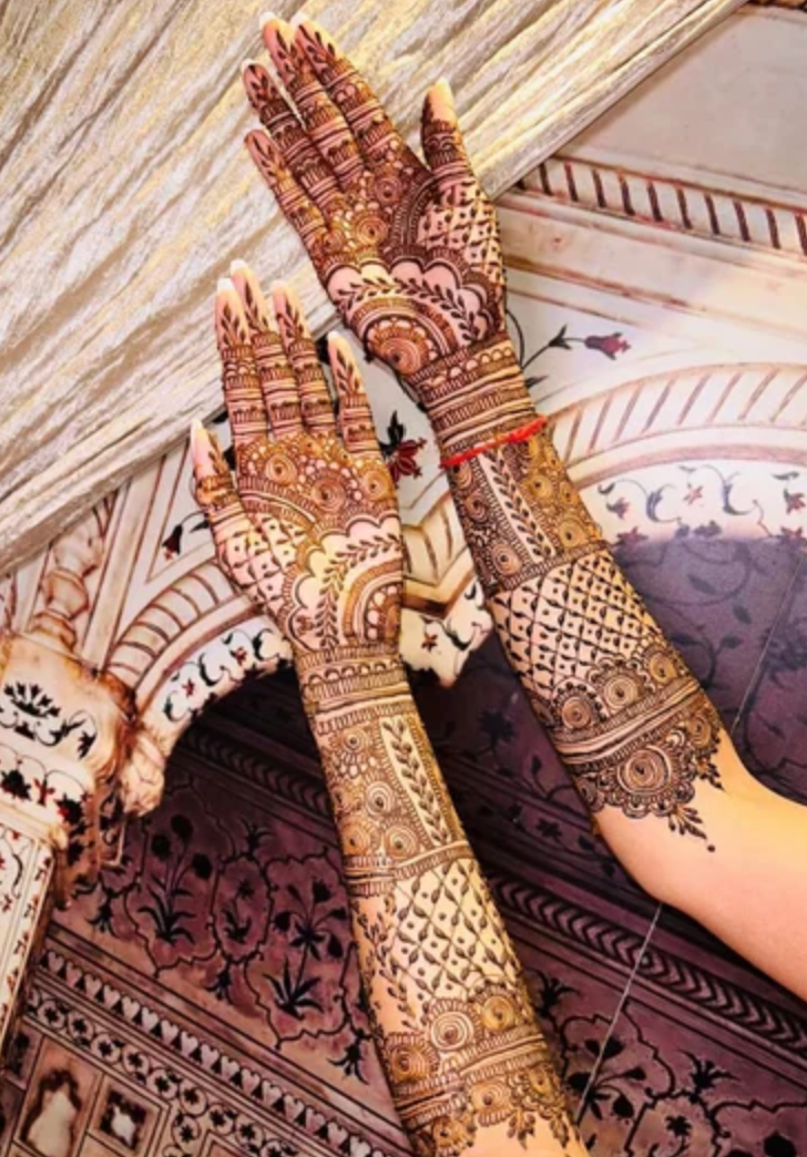 Henna by Maizy wedding supplier image