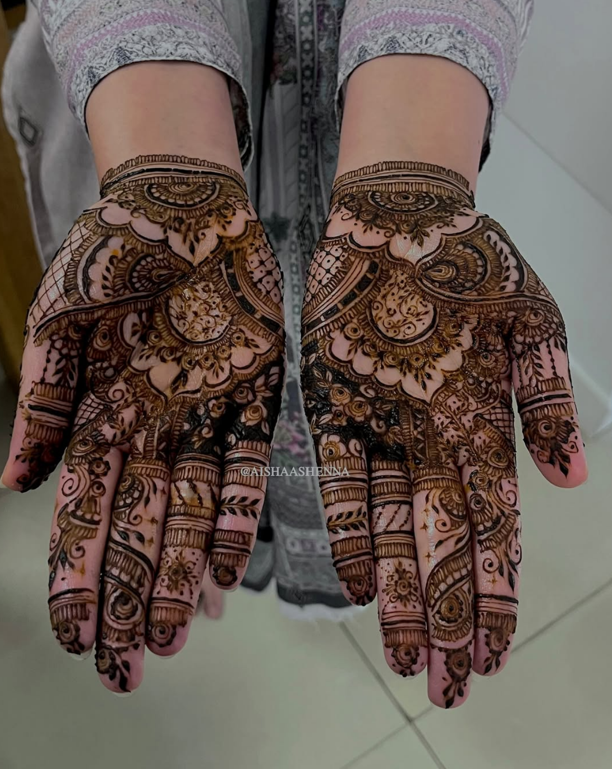 Aishaa's Henna wedding supplier image