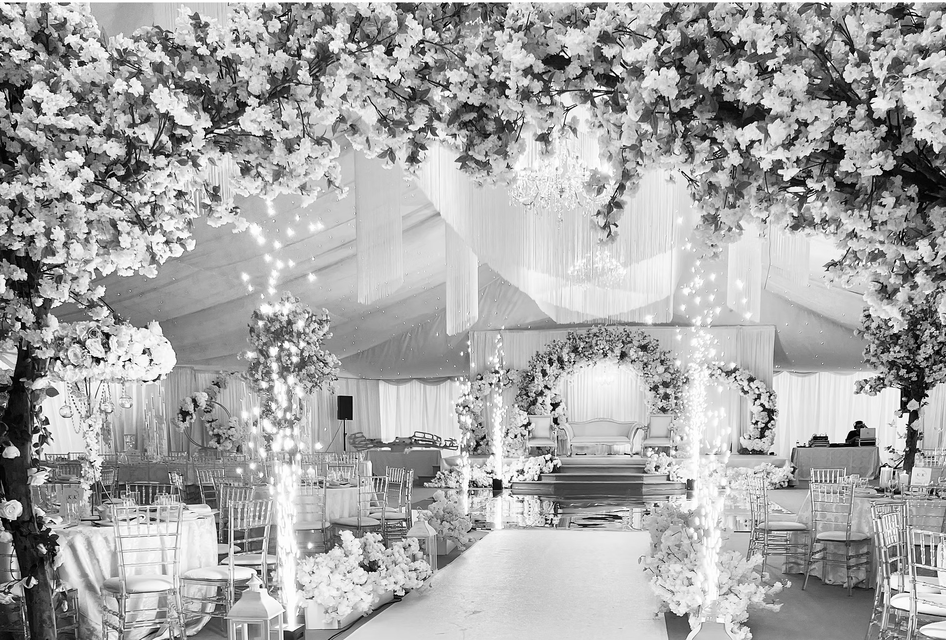 Lakeview Marquee wedding supplier image